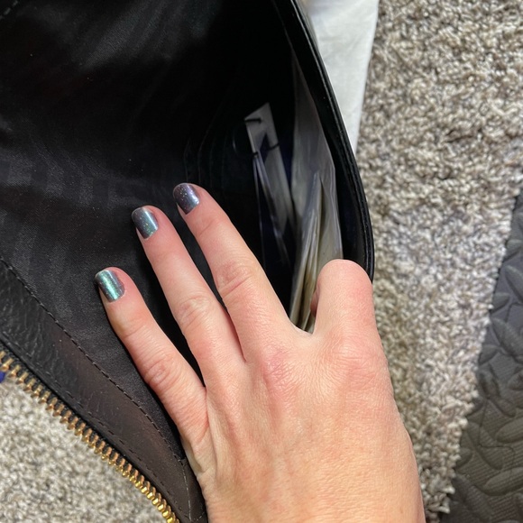 Clutch - Picture 3 of 4